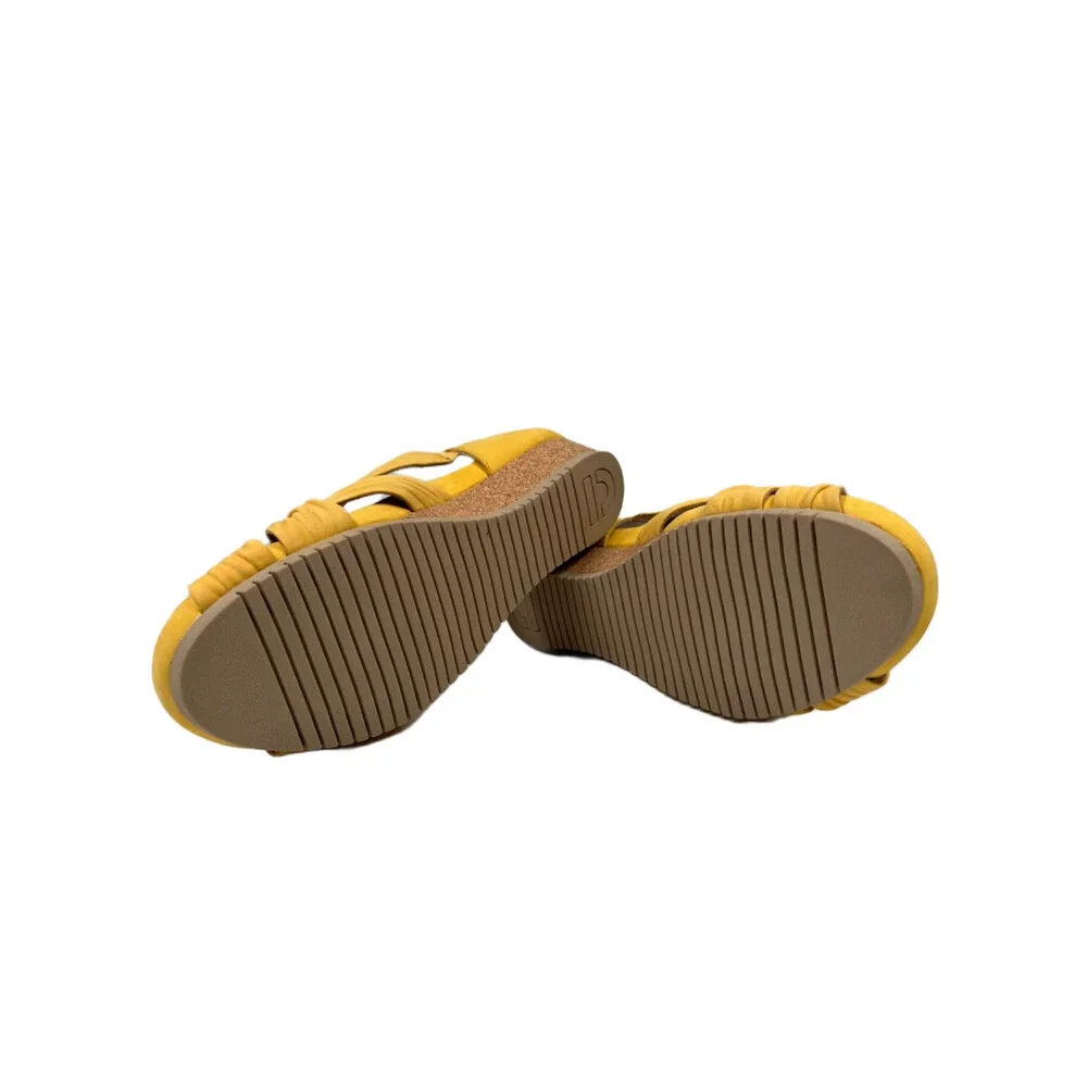 Earth Women's Yellow Ficus Gemini Suede Cross Strap Low Wedge Sandals - 9
